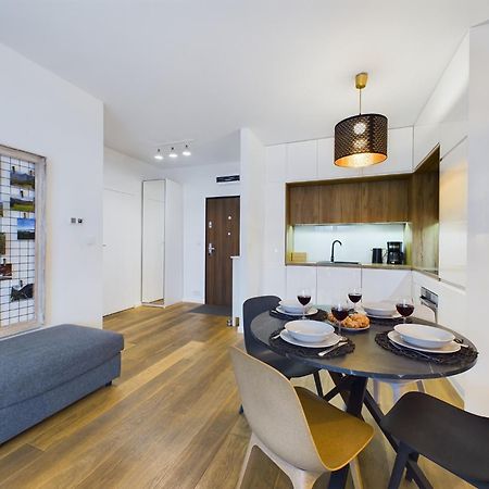 Apartments Go Rakowicka By Noclegi Renters Krakow Bagian luar foto